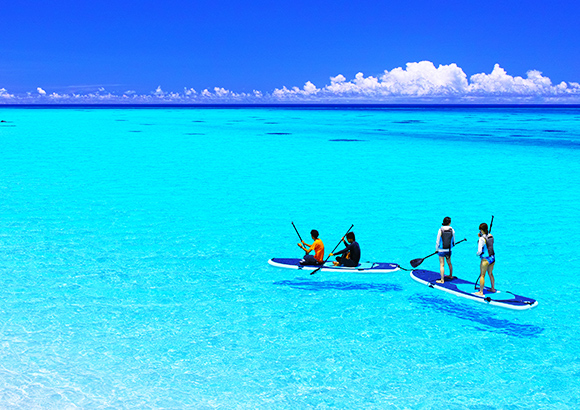 抜群の透明度を誇る海と、宮古ブルーが魅せる青の表情。